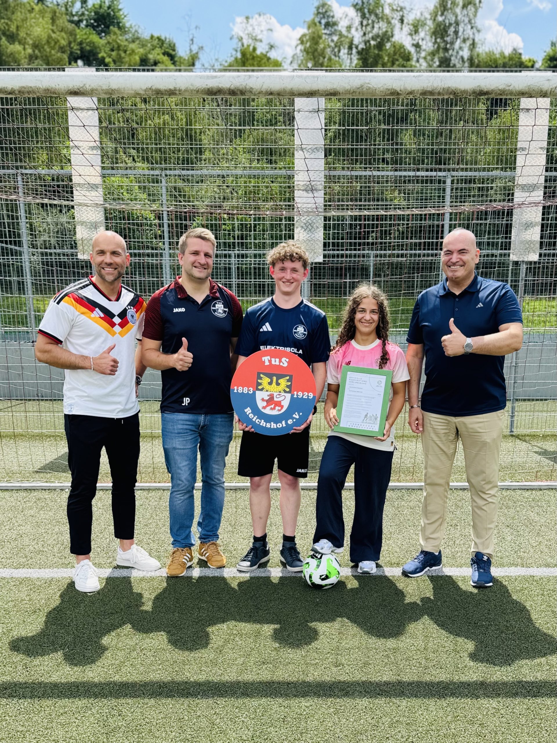 DFB-Kooperation zwischen der Gesamtschule Reichshof und dem TuS Reichshof